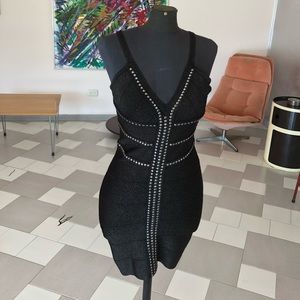 Stunning BEBE metallic bandage dress! 🤟🏻😎🤩